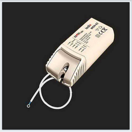 Zamel Сенсорный выключатель 230V AC - на стену - WDN-02